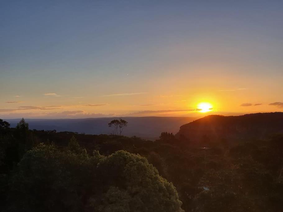 Narrow Neck Views - Peaceful 4 Bedroom Home With Stunning Views! Katoomba Exterior foto